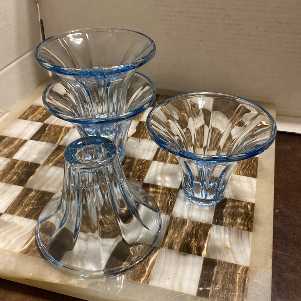 Vintage Blue Glass(s) Ice Cream Desert Bowl Dish Vase 3.5 in tall x 4.75 in wide - Picture 8 of 8